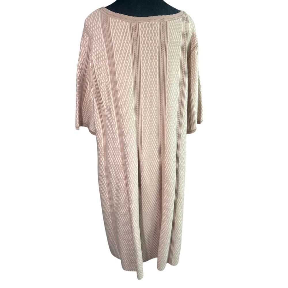 Scoop neckline light Pink Knit Sweater Knee Length Dress- 18/20 Lane Bryant - Picture 2 of 5